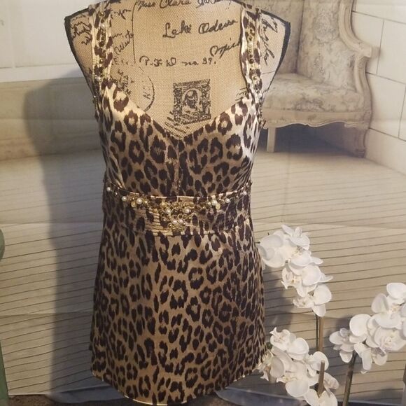 Cristina V Leopard print top - Picture 2 of 9